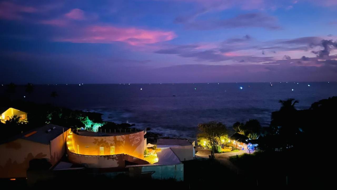 Mazarine Surf Suites Hiriketiya Dikwella Kültér fotó