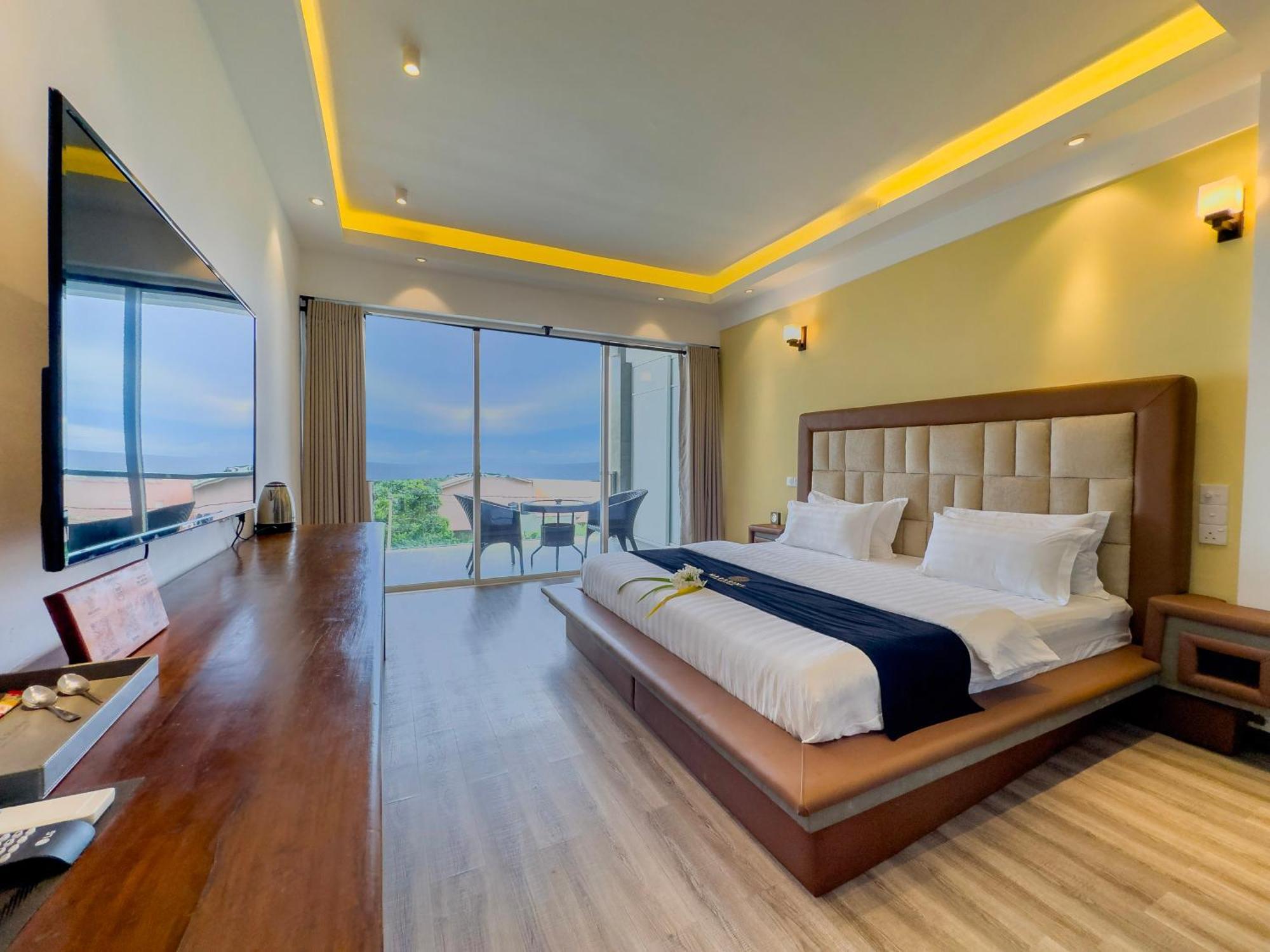 Mazarine Surf Suites Hiriketiya Dikwella Kültér fotó