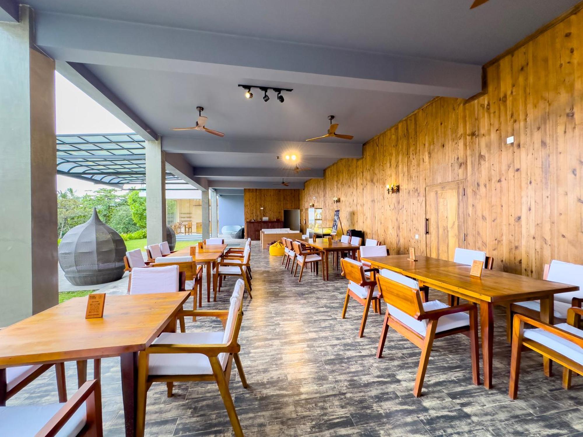 Mazarine Surf Suites Hiriketiya Dikwella Kültér fotó